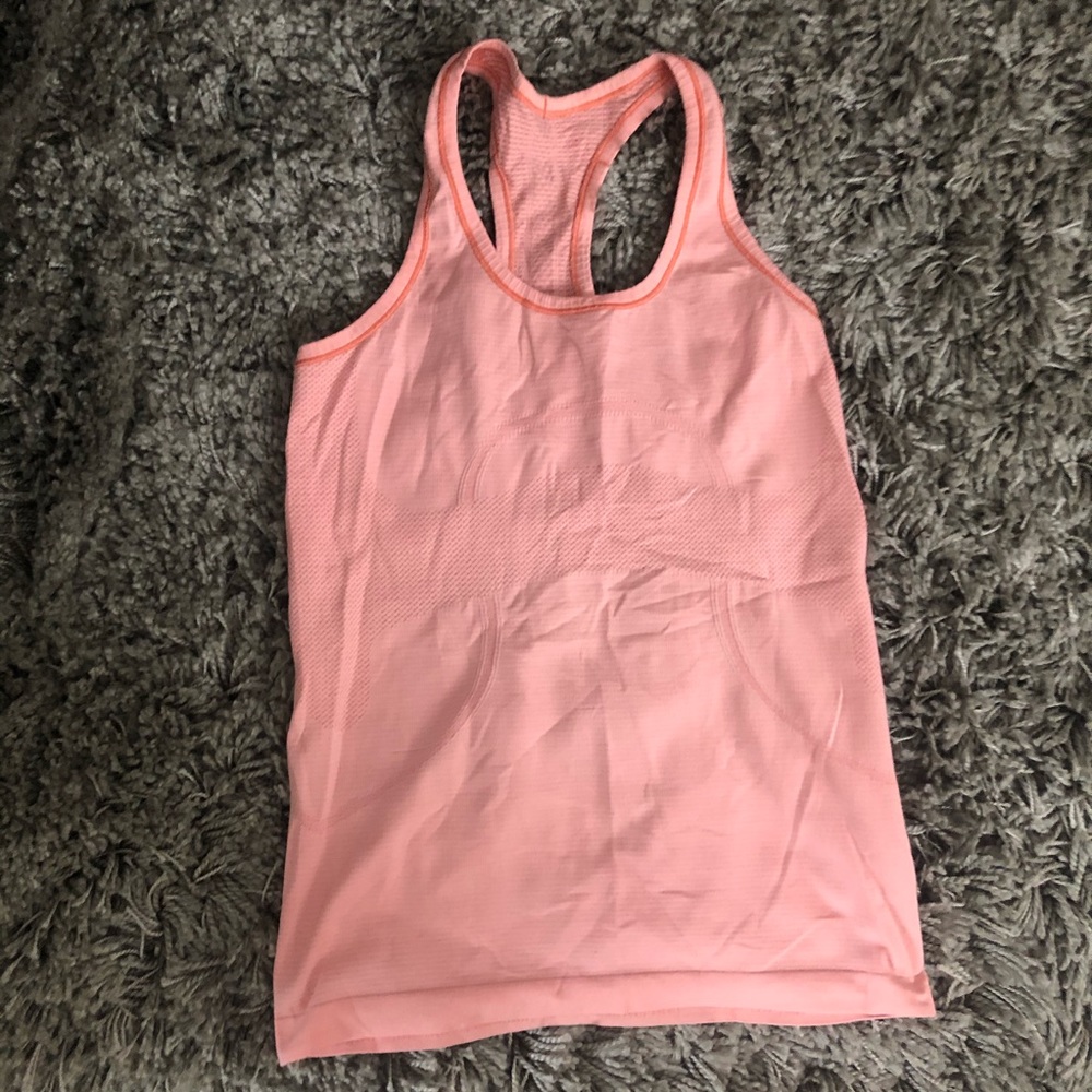 Lululemon tank
